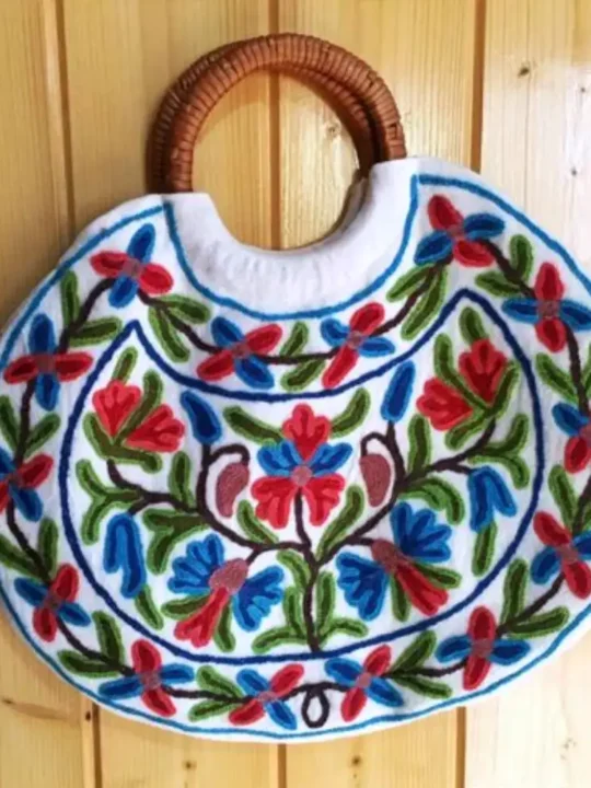 White Handmade Round Ring Bag