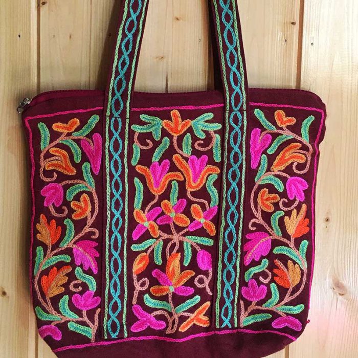 Chained Shoulder Bag II With Hand Embroidery