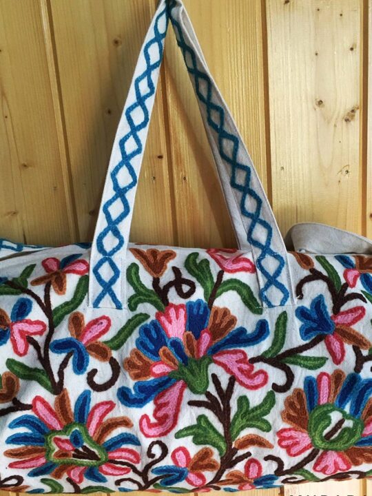 Kashmiri Crewel Embroidery Travel Bag | Medium