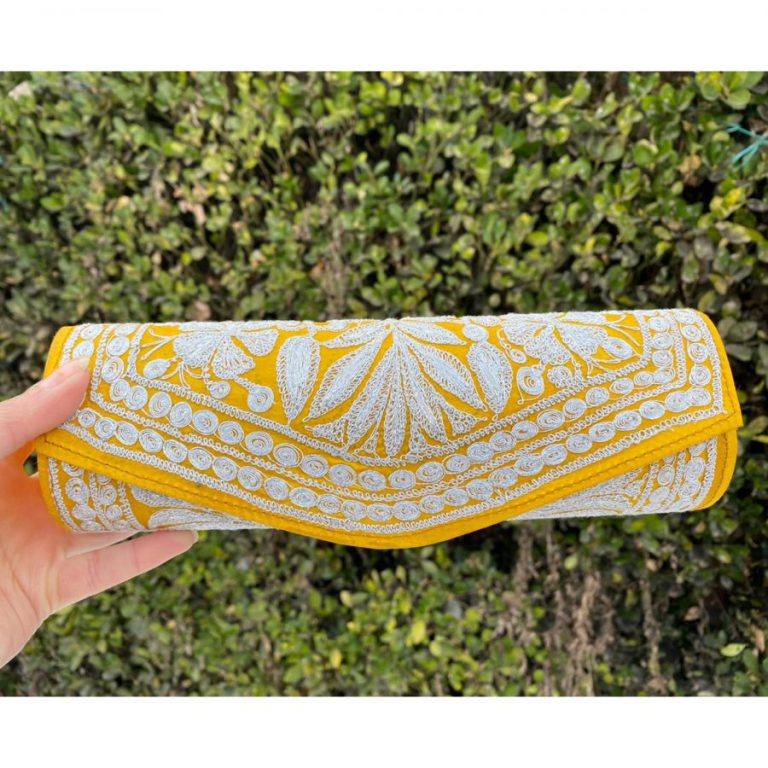 Yellow Clucth With Silver Tilla