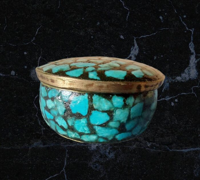 Round Turquoise Box - Image 3