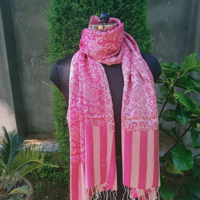 100% Pure Kashmiri Silk Stoles in Jacquard Weaving Designs with Tussels