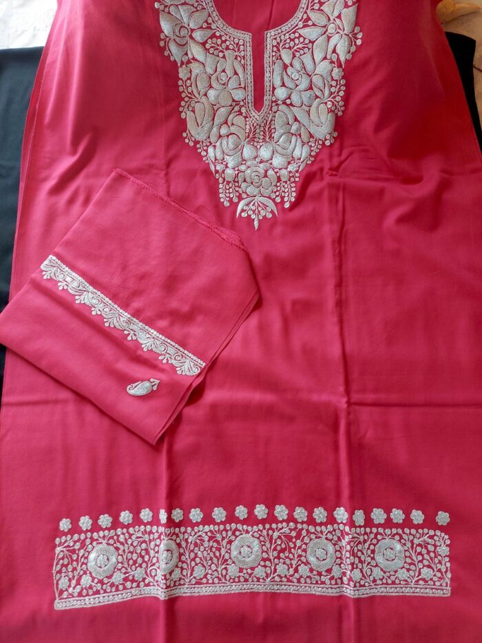 3Pc Luxury Pink Polywool Tillawork Suit With Stole - Image 2