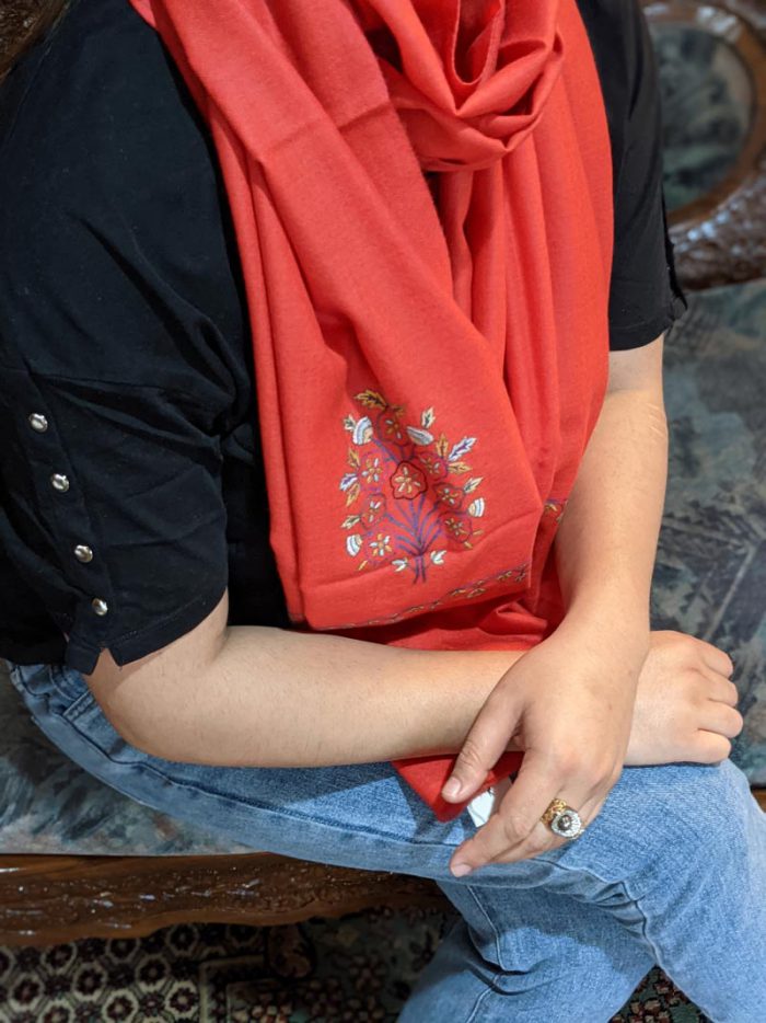 Red Pashmina Stole With Hand Sozni Embroidery - Image 2