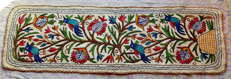 Niel Kaav Handmade Aari Embroidered Runner Namda - Image 2