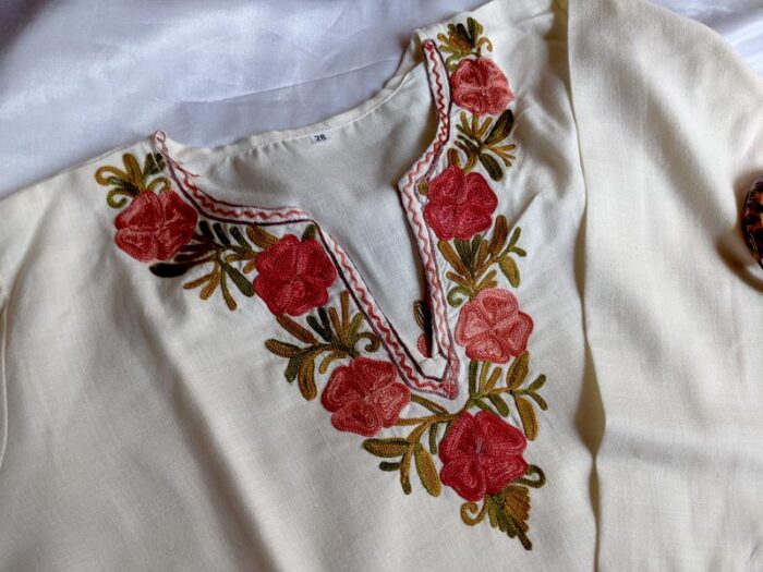 Girl Kid White Cotton Kurta Pajama Set - Image 2