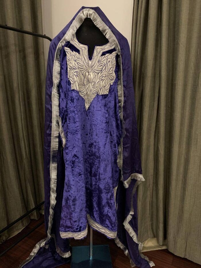 Indigo Blue Velvet Pheran With Tilla Work