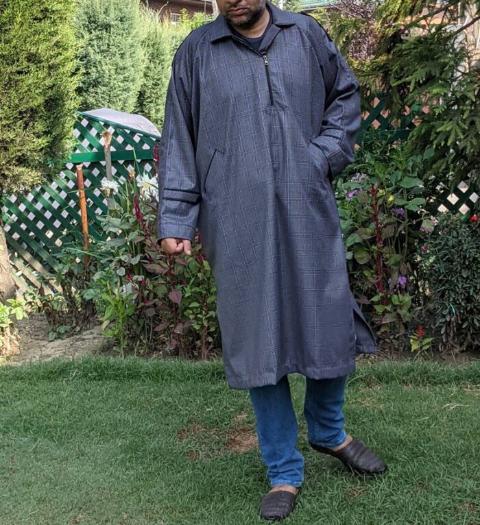 Kashmiri Men Pherans