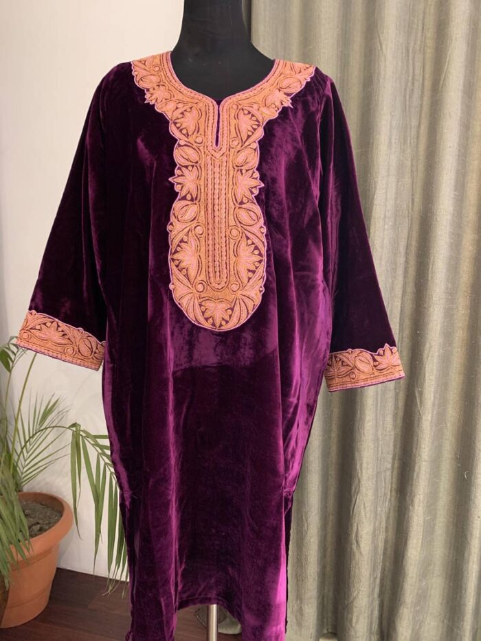 Purple Velvet Pheran With Tilla Work