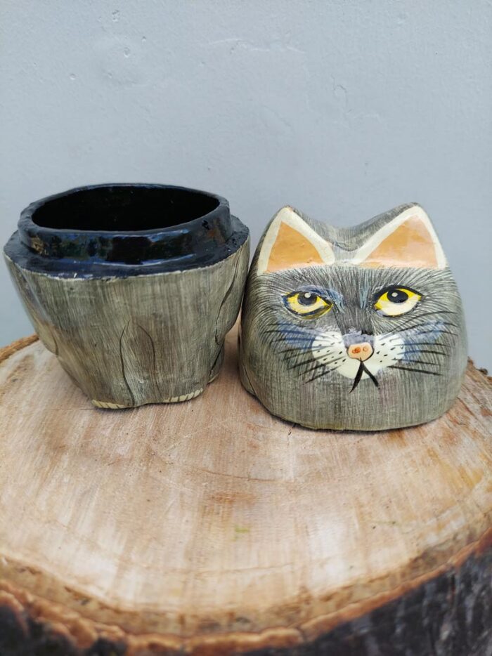 Handmade Cat Shaped Paper Mache Box - Image 2