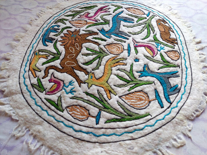 3x3 Animal Design Handmade Aari Embroidered Namda - Image 2