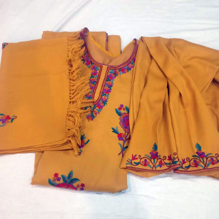 Pure Wool Yellow Phiran Set - Image 2