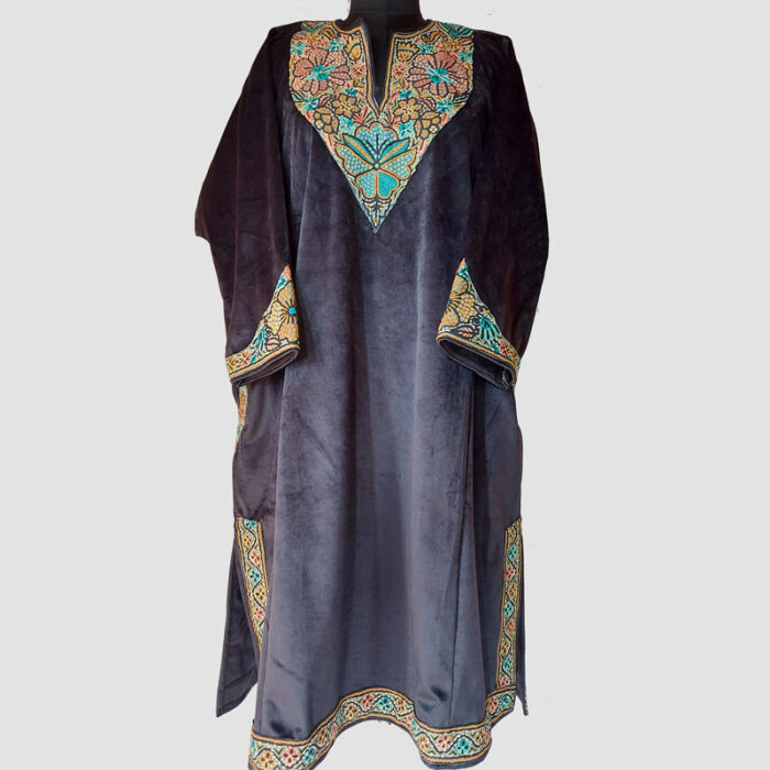Premium Black Velvet Pheran With Handwork - Image 4