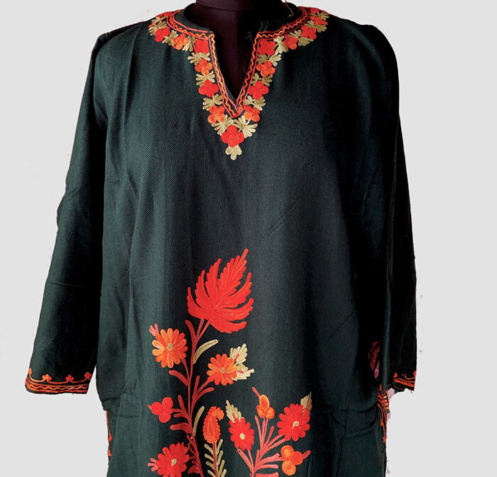 Black Floral Aari Work Cashmilon Pheran