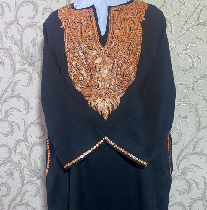 Black Pure Raffal Tilla Pheran