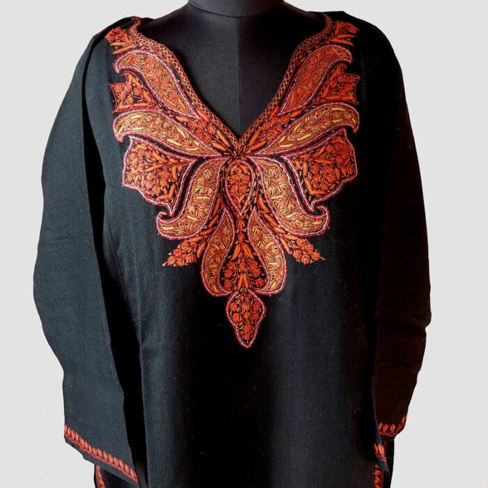 Black Pure Raffal Pheran With Beautiful Hand Sozni Work