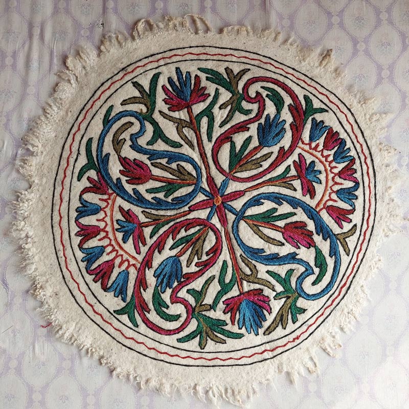 3x3ft Beautiful Floral Wool Namda Rug