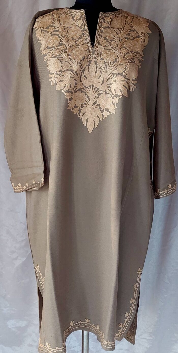 Pashmina Color Cashmilon Pheran with Aari Work - Image 2