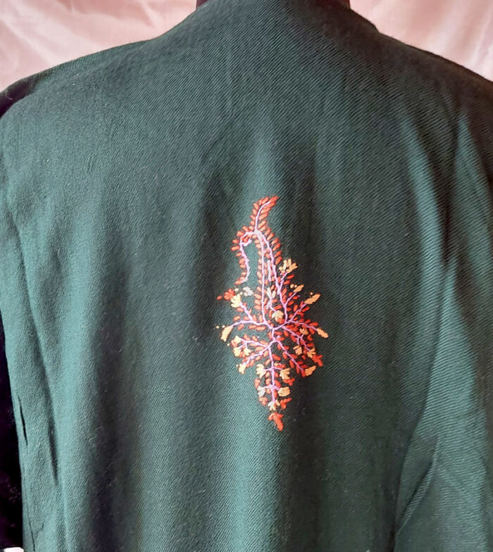 Dark Green 56 Count Sozni Work Pheran - Image 4