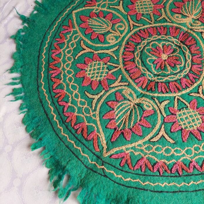 3x3ft Sabz ti Wazul Badami Kashmiri Hand Embroidered Namda Rug - Image 3