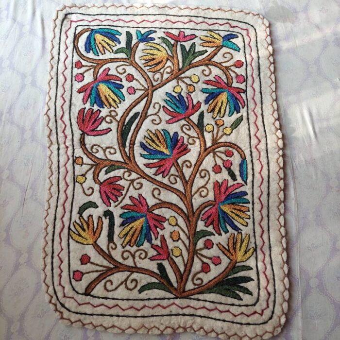 3x2 Rangeen Boyn Handmade Aari Embroidered Namda