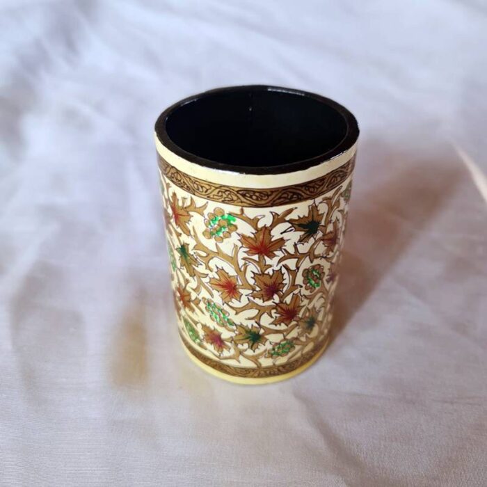 Chinari Paper Mache Holder