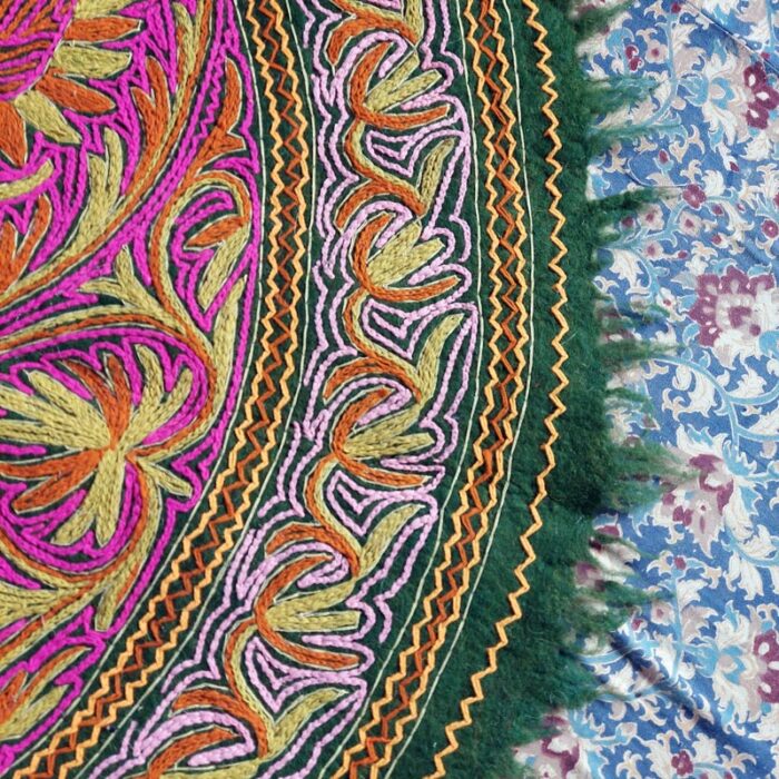 5x5 Sabz Handmade Aari Embroidered Wool Namda - Image 2
