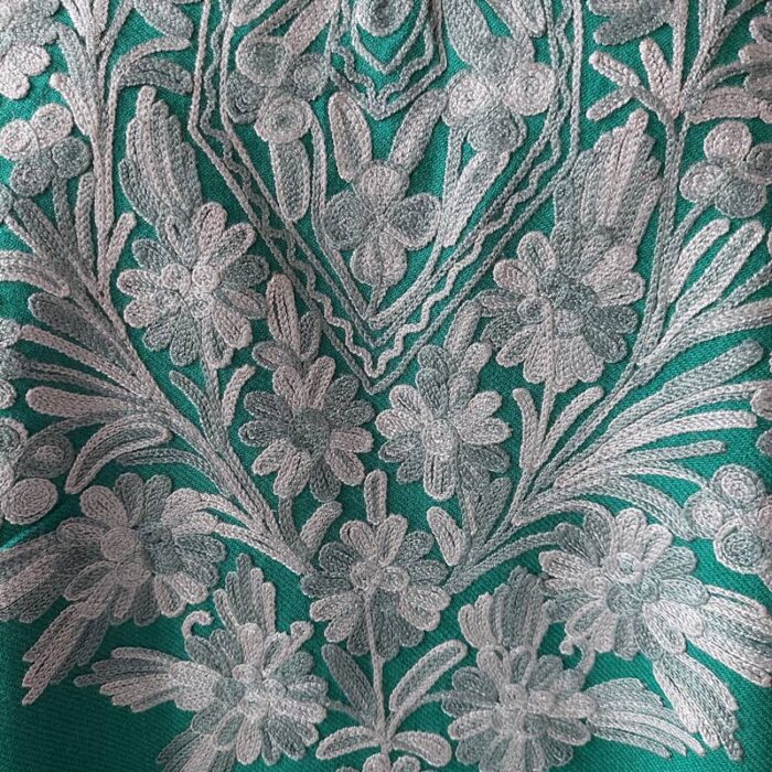 Green Cashmilon Pheran With Aari Work - Image 3