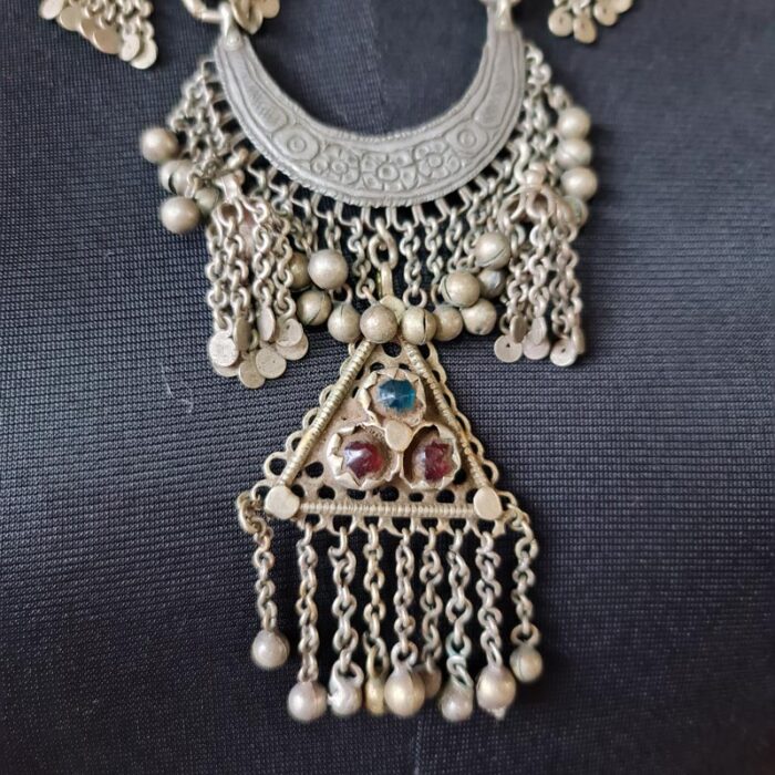 Vintage & Handmade Kashmiri Necklace - Image 2