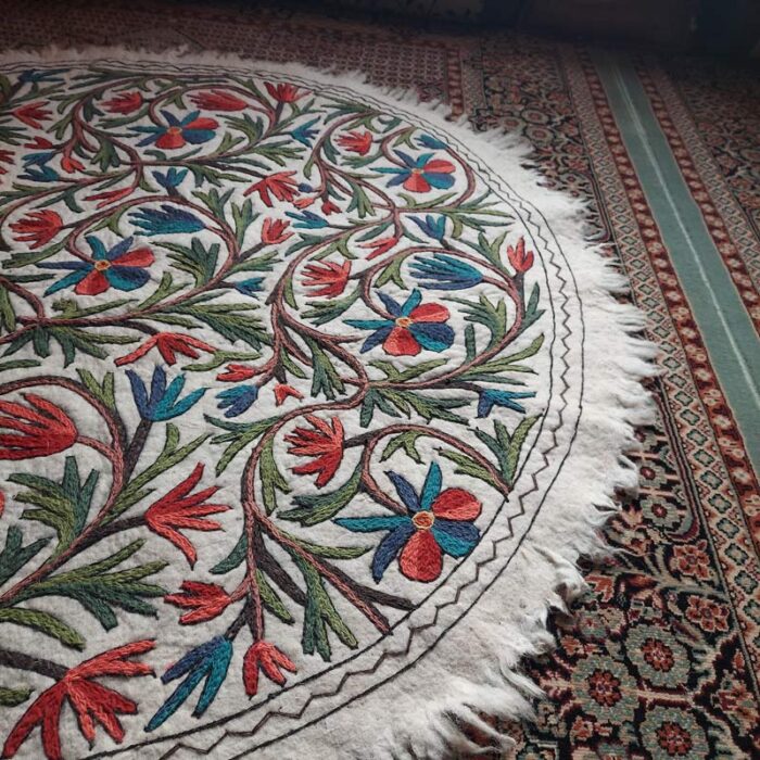 5x5 Wazul Posh Handmade Aari Embroidered Sheep Wool Namda - Image 2