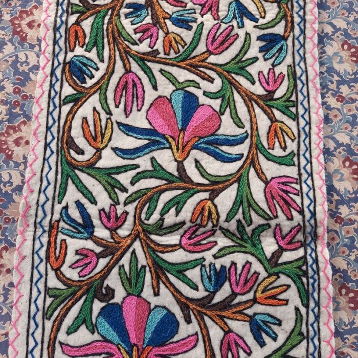 6x2 Nov Bahar Handmade Aari Embroidered Runner Namda - Image 4