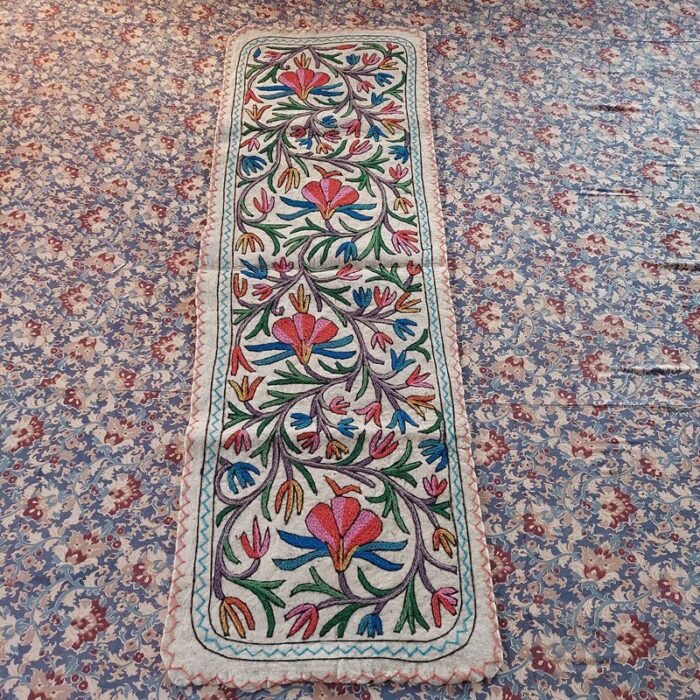 6x2 Golebi Posh Handmade Aari Embroidered Runner Namda - Image 3