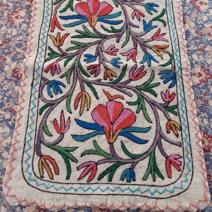 6x2 Golebi Posh Handmade Aari Embroidered Runner Namda - Image 7