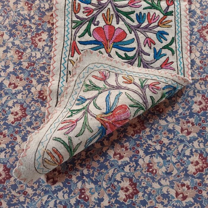 6x2 Golebi Posh Handmade Aari Embroidered Runner Namda - Image 2