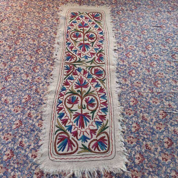 6x2 Goleb Nyul Handmade Aari Embroidered Runner Namda