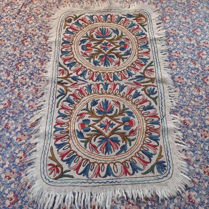 5x3 Ze Gol Handmade Aari Embroidered Wool Namda
