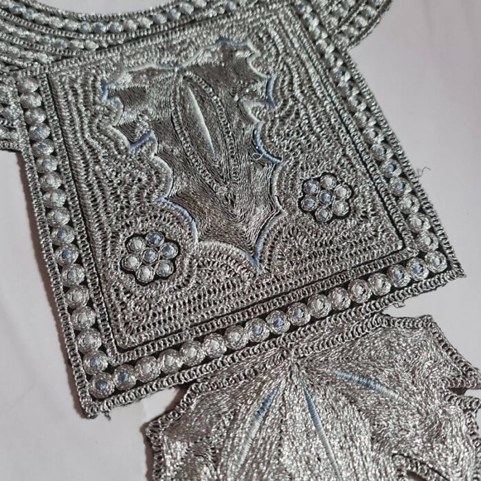 Silver Chinari Tilla Patch - Image 2