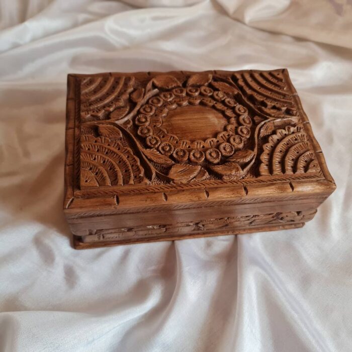 Shahi Walnut Wood Box