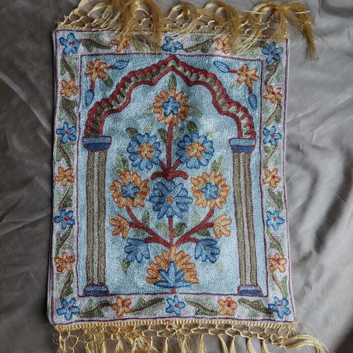 Didh Handmade Chain Stich Silk Quran Cover