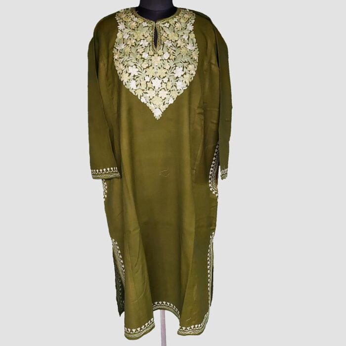 Mehni Green Raffal Floral Aari Work Pheran - Image 2