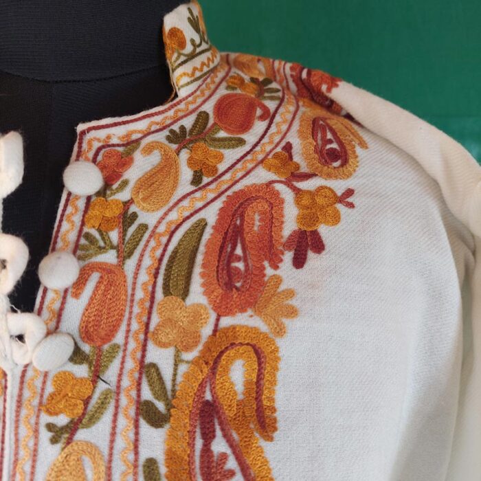 White Cashmilon Aari Emroidered Kurta with Collar - Image 3