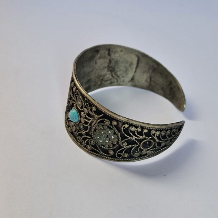 Dilband Antique Kashmiri Cuff Bracelet - Image 4
