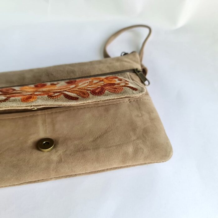 Sandrift Bag With Aari Embroidery - Image 3