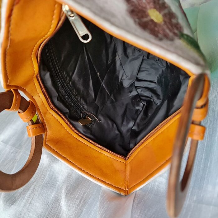 Offwhite Velvet Basket Bag With Hand Aari Work - Image 4