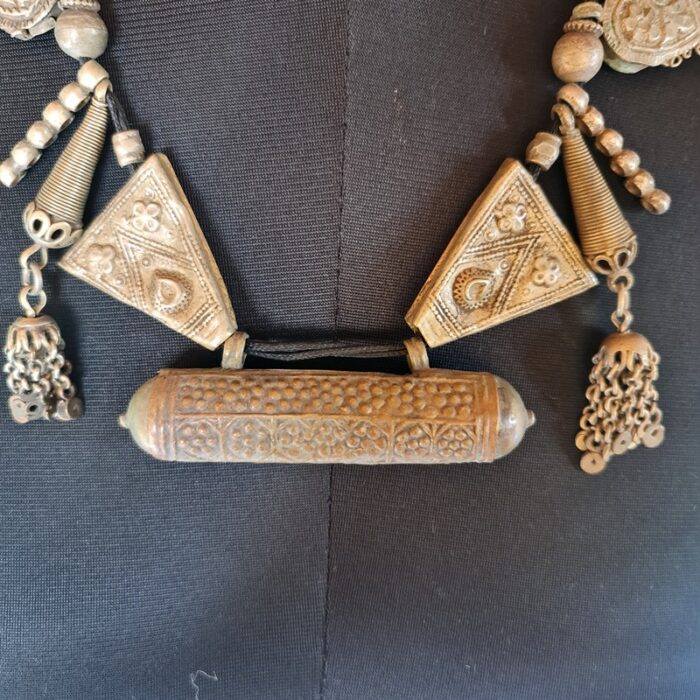 Zarka Antique Kashmiri Handmade Kashmiri Necklace - Image 2