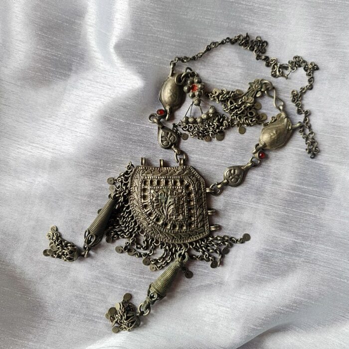 Umdah Antique Kashmiri Handmade Kashmiri Necklace - Image 3