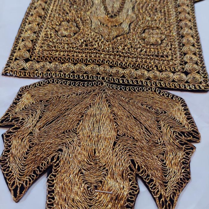 Beautiful Chinari Golden Tilla Patch - Image 2