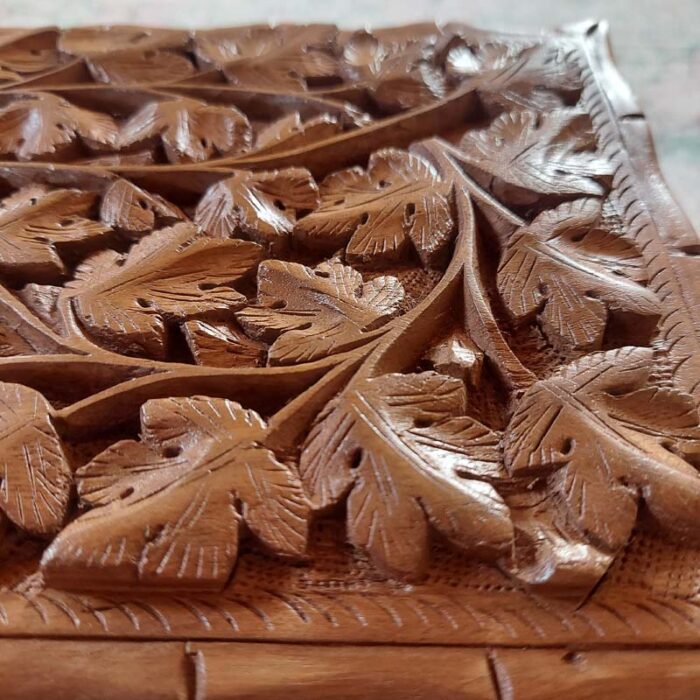 Doldar Handmade Walnut Wood Jewelry Box - Image 7