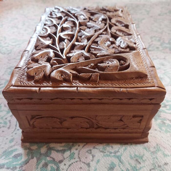 Doldar Handmade Walnut Wood Jewelry Box - Image 3