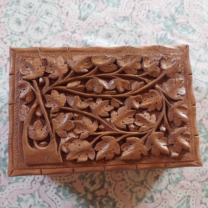 Doldar Handmade Walnut Wood Jewelry Box - Image 2